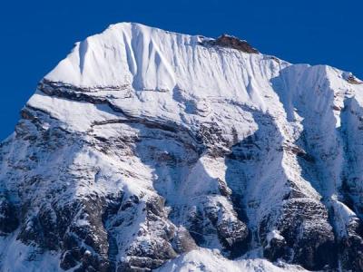 Tharpu Chuli Tent Peak